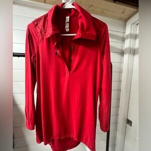 Lululemon women’s red reflective Long Sleeve Top. Size 8
